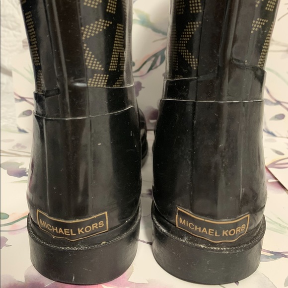 Michael Kors Sutter Rain Boots - Womens Size 7 - Picture 6 of 6